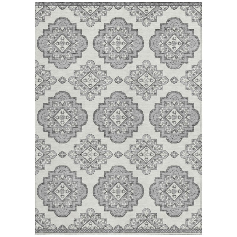 HomeRoots Medallion Transitional Rectangle Outdoor Rug