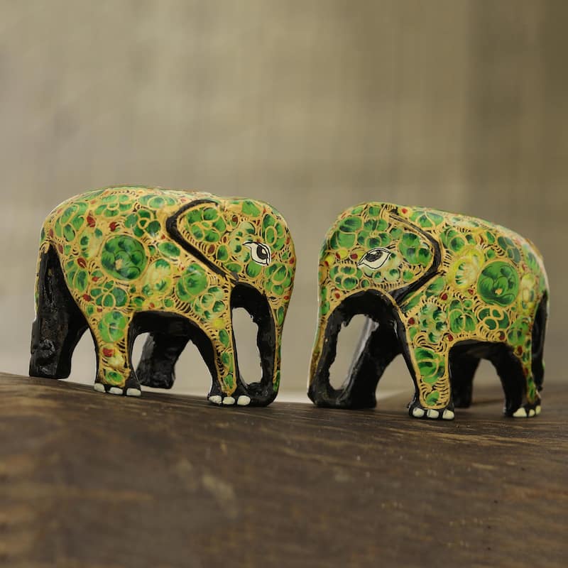 Novica Handmade Green Flower Friends Papier Mache Figurines (Pair)