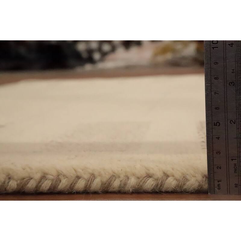 Hand Knotted Oriental 100% Wool Carpet Tribal Geometric Beige & Ivories Gabbeh Area Rug - 7' 2'' X 5' 5''