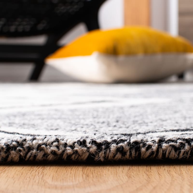 SAFAVIEH Handmade Aspen Tannie Moroccan Boho Wool Rug