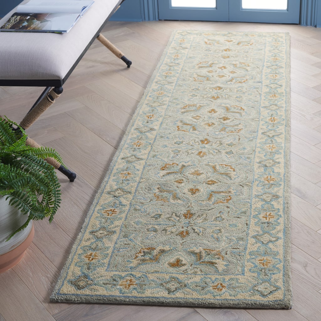 SAFAVIEH Handmade Heritage Damask Traditional Wool Rug