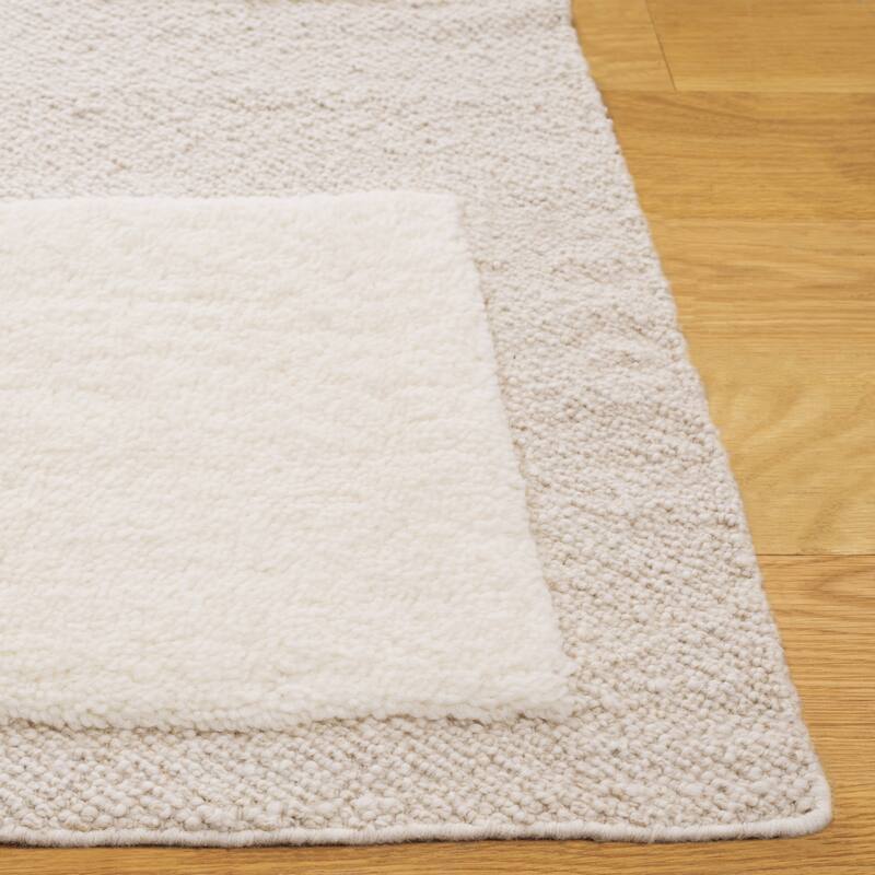 SAFAVIEH Hand-Woven Vermont Deeann Transitional Wool Rug