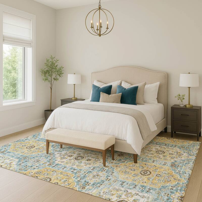 Machine Washable Indoor/ Outdoor Traditional Kiowa Chantille Rug