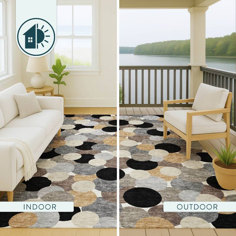 Machine Washable Indoor/ Outdoor Mucho Bubbles Chantille Rug