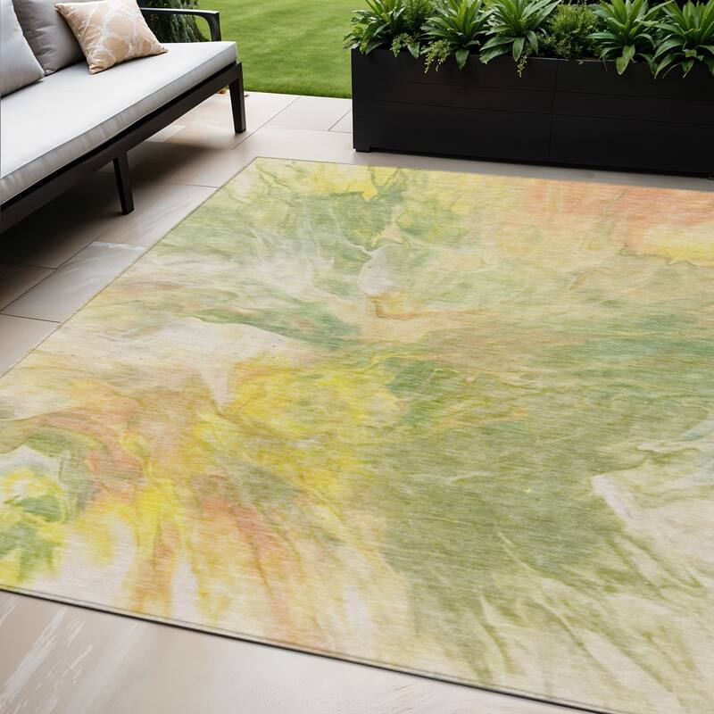 HomeRoots Abstract Transitional Rectangle Outdoor Rug - 5' X 8'