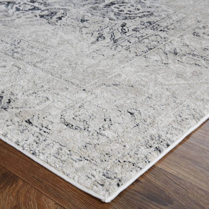 Jewel 39IYF Medallion Traditional Area Rug