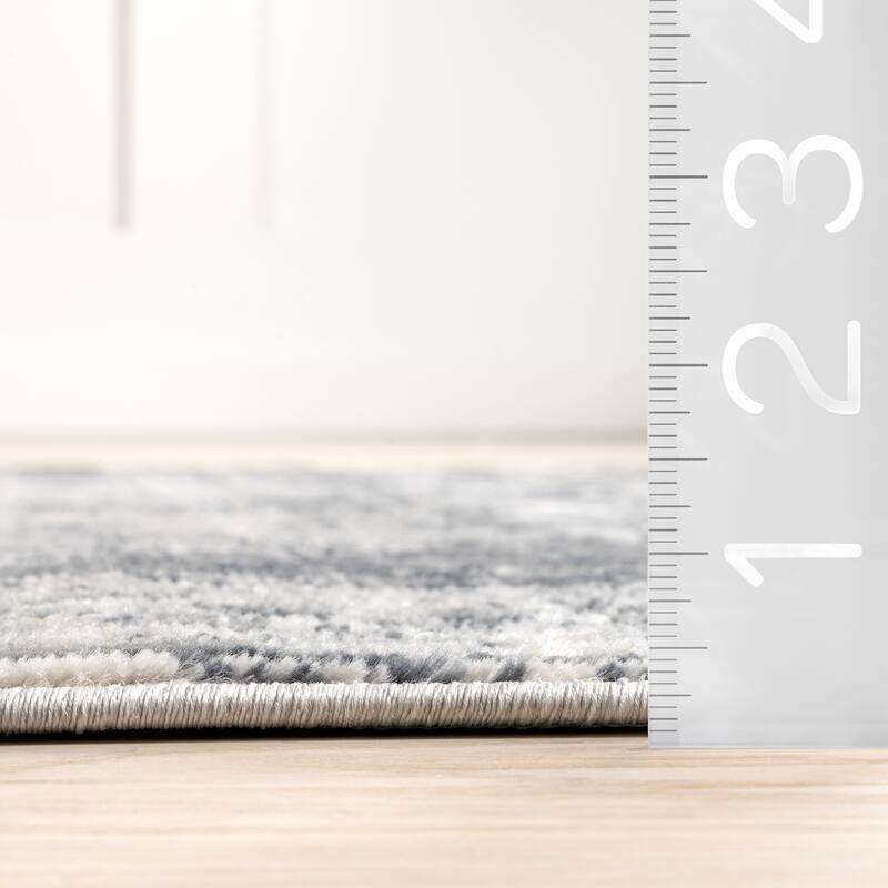 Nuloom Jayla Barbed Iris Medallion Area Rug