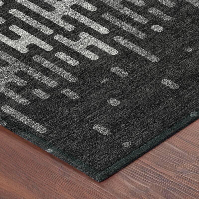 Machine Washable Indoor/ Outdoor Modern Kingman Chantille Rug