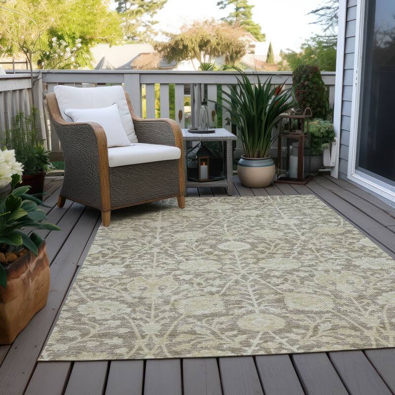 Machine Washable Indoor/ Outdoor Traditional Kashan Chantille Rug
