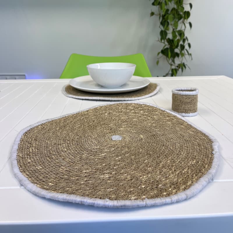 Seagrass Placemat White 13Dia -A