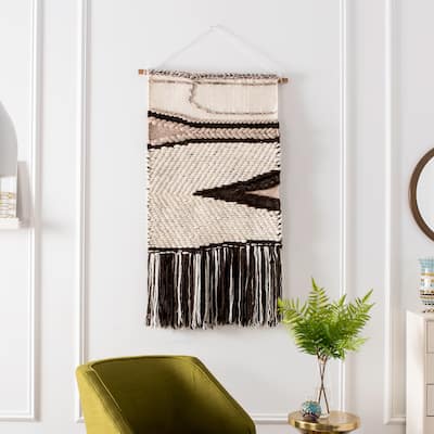 SAFAVIEH Zhenya Hand Woven Wall Tapestry - 2' x 3' - 24Wx1Dx36H