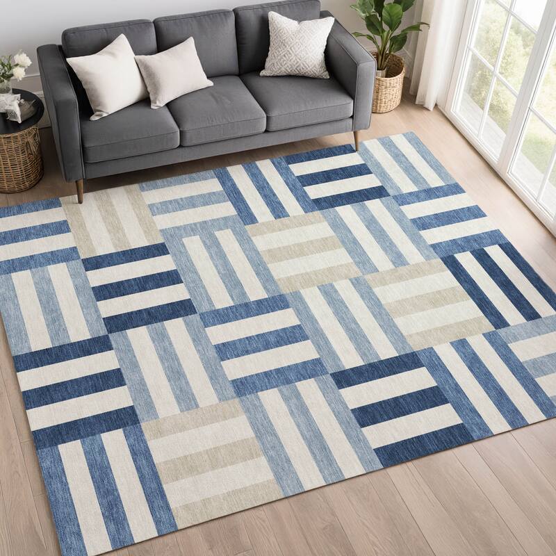 Machine Washable Indoor/ Outdoor Modern Hatch Chantille Rug