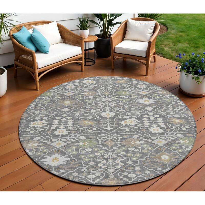 HomeRoots Oriental Traditional Rectangle Outdoor Rug - 8' Round