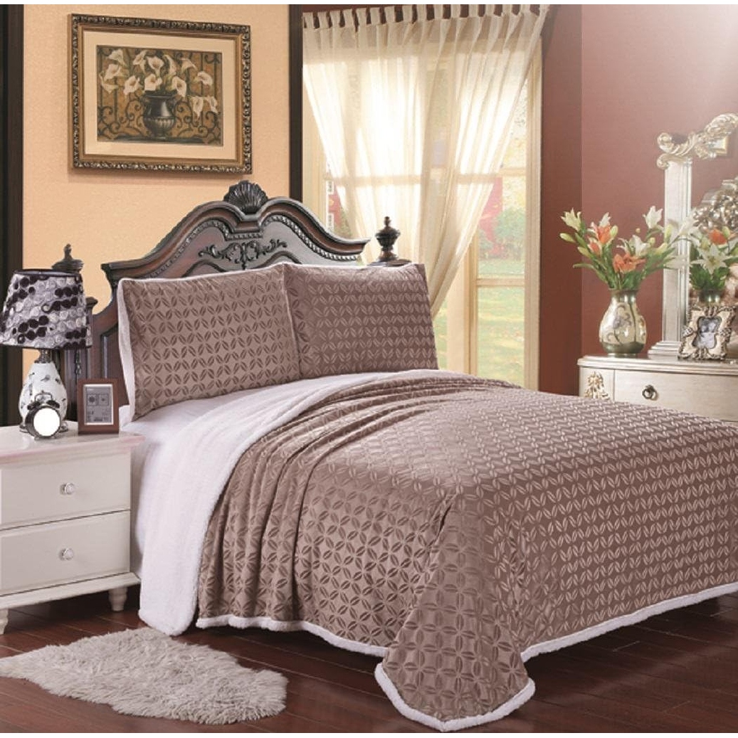 Ultra Lush Queen Size Geo Textured Reversible Sherpa Blanket 86 x 86 Mocha