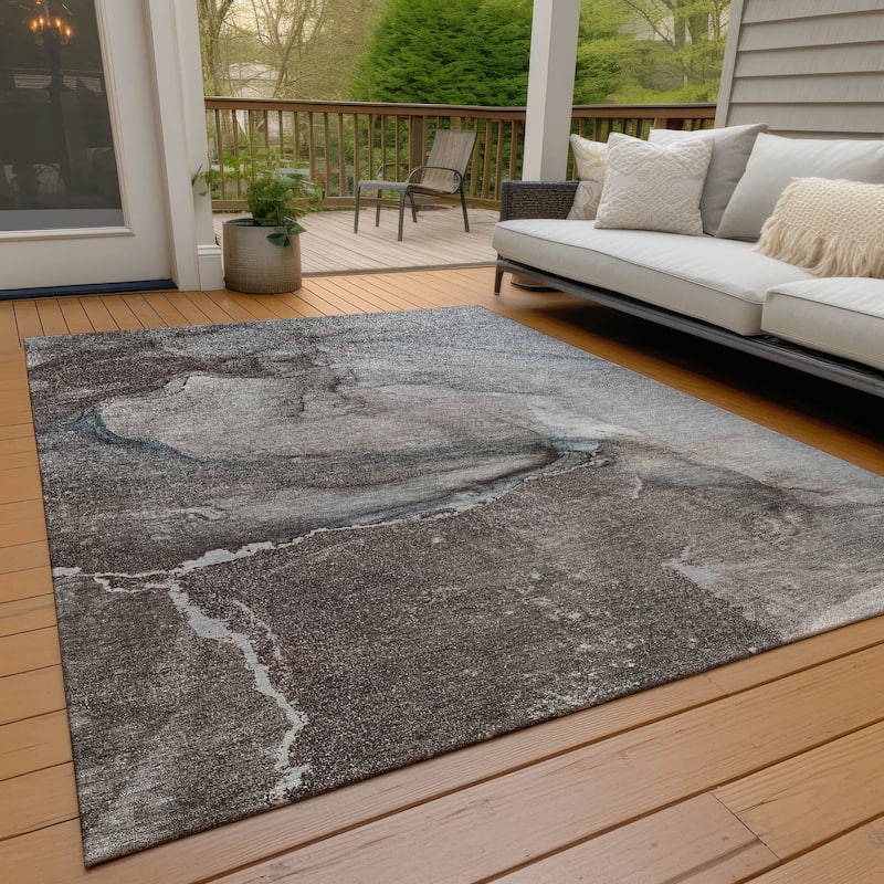 Machine Washable Indoor/ Outdoor Abstract Chantille Rug
