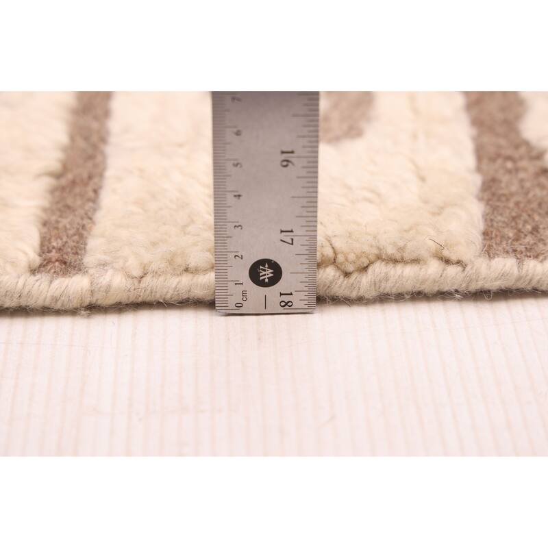 ECARPETGALLERY Hand-knotted Tangier Cream Wool Rug - 5'5 x 7'8