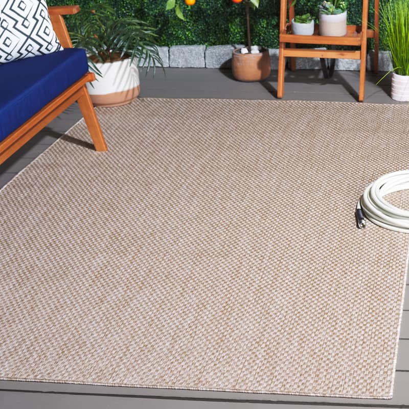 SAFAVIEH Beach House Olya Transitional Rug - 5'3" x 7'6" - Beige