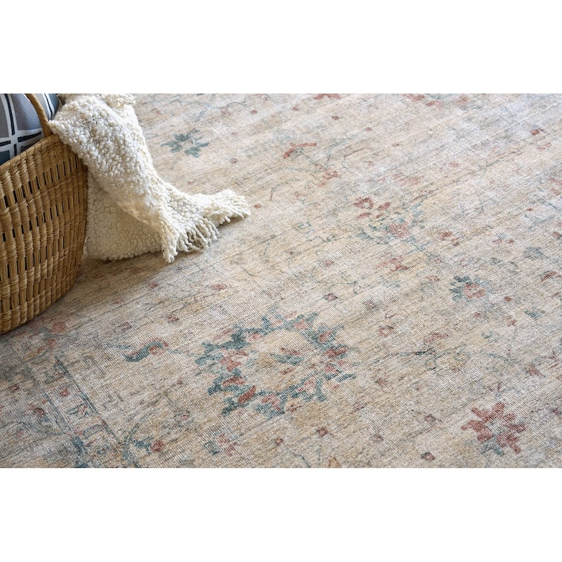 EXQUISITE RUGS Kensington Hand-loomed Wool/Bamboo Silk Beige Area Rug.