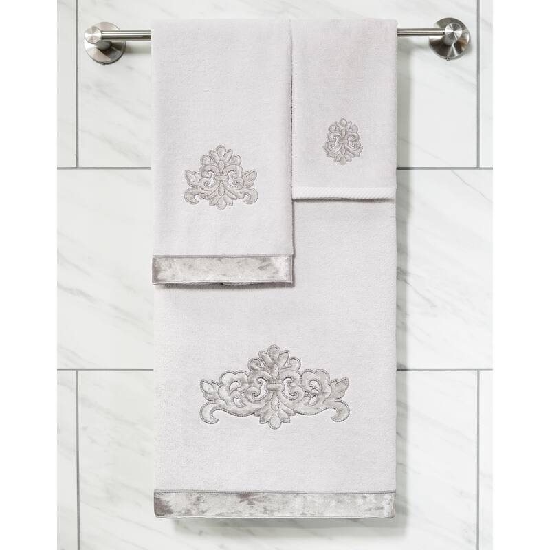 Authentic Hotel and Spa 2PC May Fingertip Towel Set