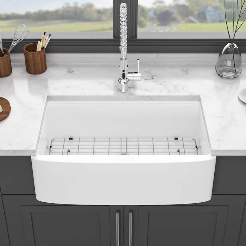 33" Farmhouse Single Bowl Ceramic Kitchen Sink in White - 33'' x 21'' x 10''