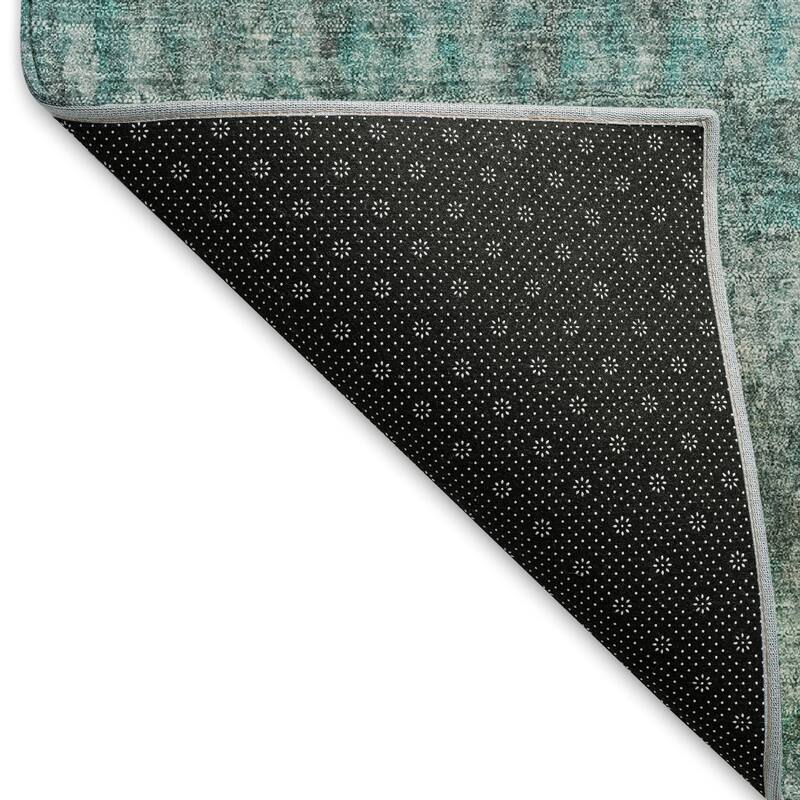 Machine Washable Indoor/ Outdoor Ombre Stripes Chantille Rug