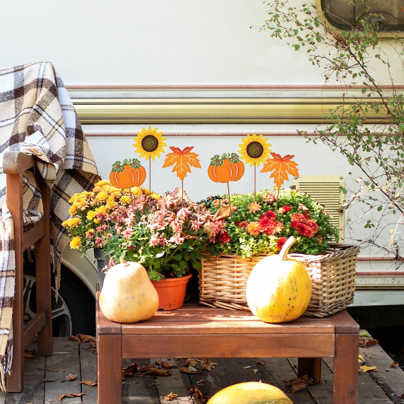 Glitzhome Set of 6 18"H Thanksgiving Metal Pumpkin, Leave & Sunflower Yard Stake
