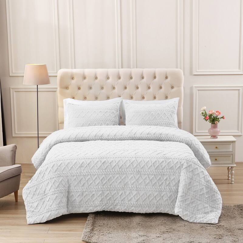 Three Dimensional Carved Plush Comforter Set