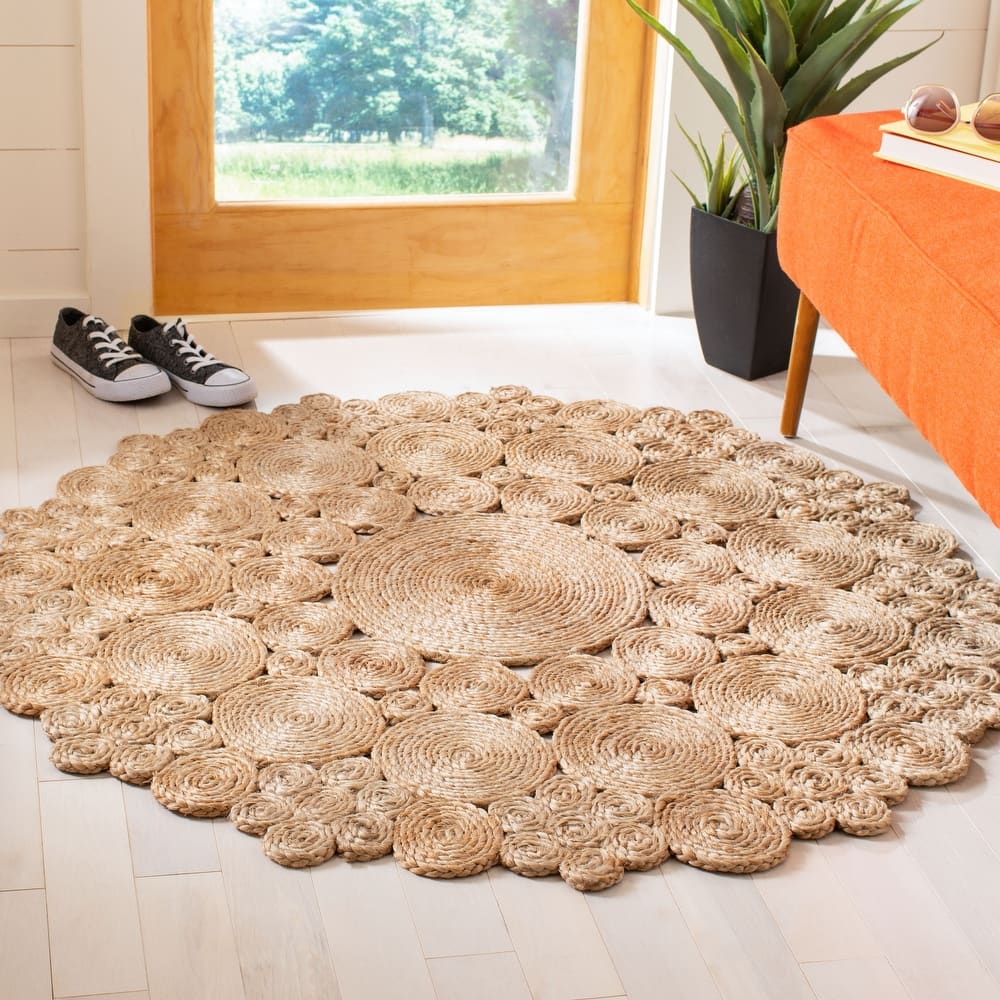 SAFAVIEH Handmade Natural Fiber Gojka Casual Jute Rug