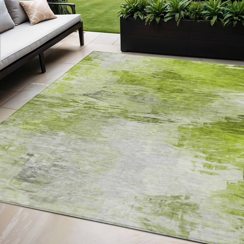 HomeRoots Abstract Transitional Rectangle Outdoor Rug - 5' X 8'