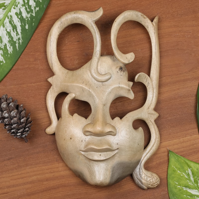 Handmade Optimist Wood mask (Indonesia)