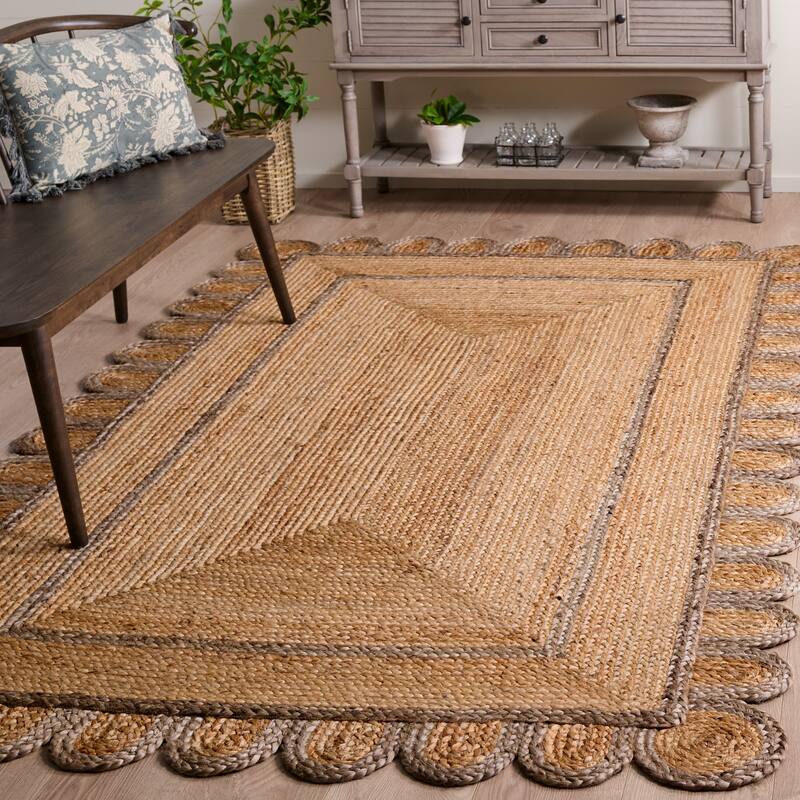 SAFAVIEH Handmade Natural Fiber Calcedonia Border Pattern Jute Rug - 5' x 8' - Natural/Grey