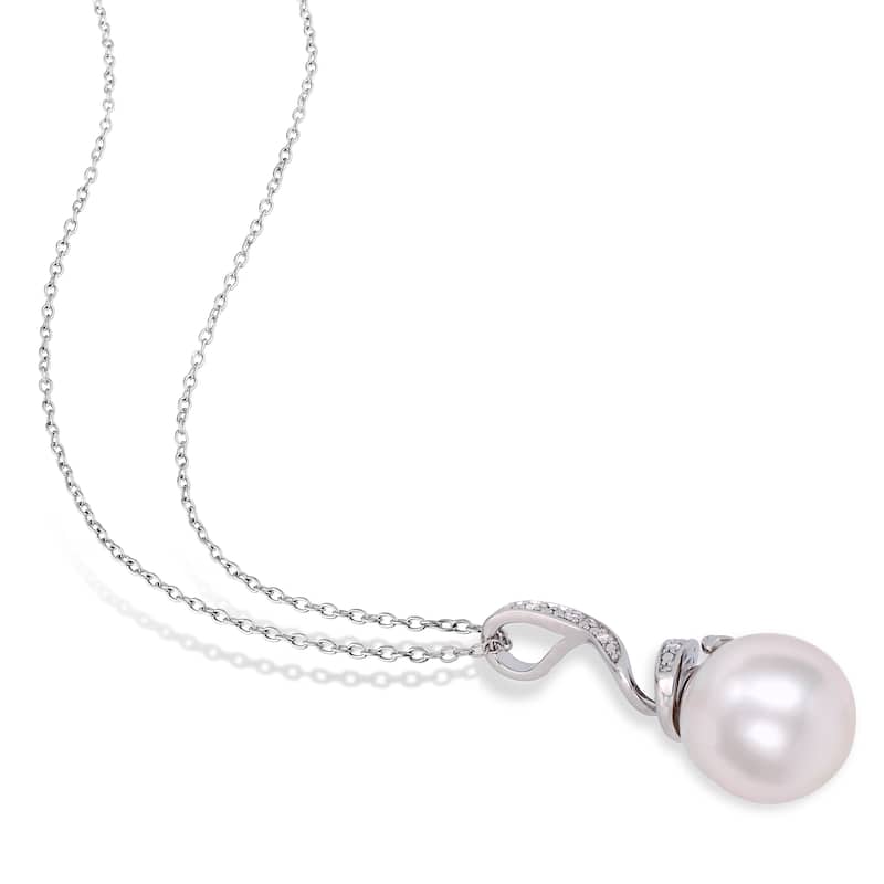 Miadora Sterling Silver White Freshwater Cultured Pearl & 1/10ct TDW Diamond Jewelry Set (11-12mm)