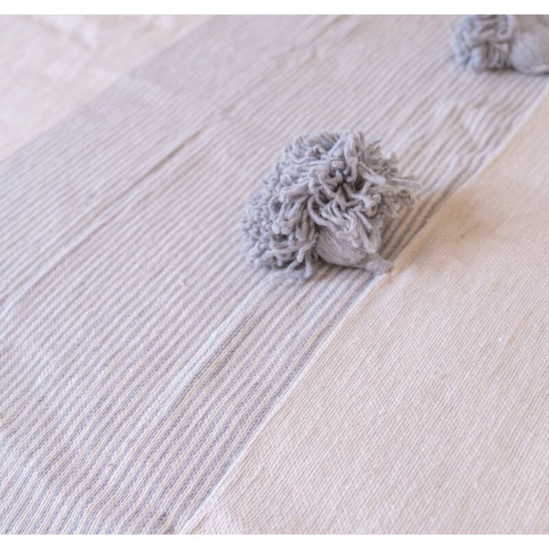 Handwoven Moroccan Blanket Throw with Pom Pom in Grey/Off-White