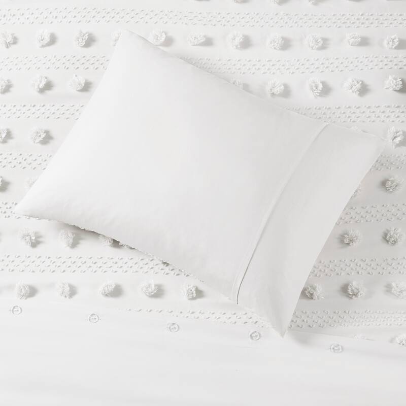 Intelligent Design Lucy Clip Jacquard Duvet Cover Set (Insert Excluded)