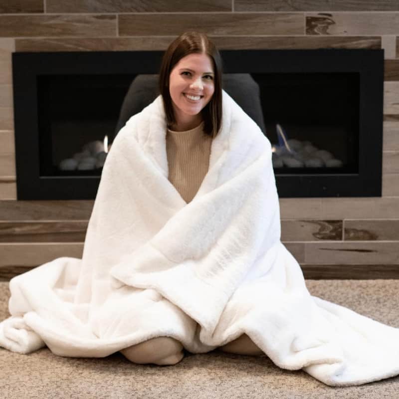 Minky Designs Luxurious Posh Faux Fur Minky Blankets