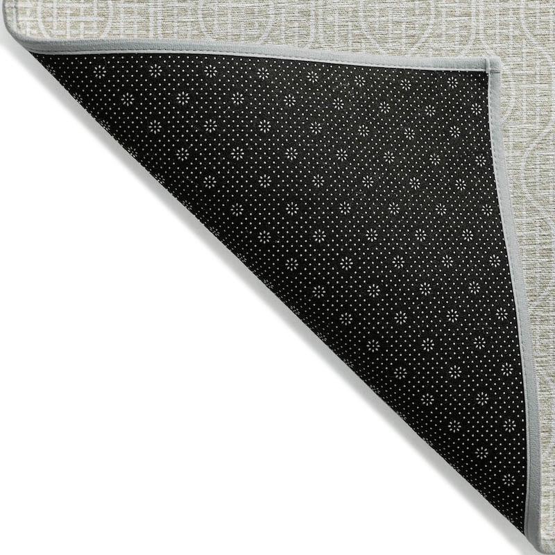 Machine Washable Indoor/ Outdoor Chantille Criss Cross Geo Rug