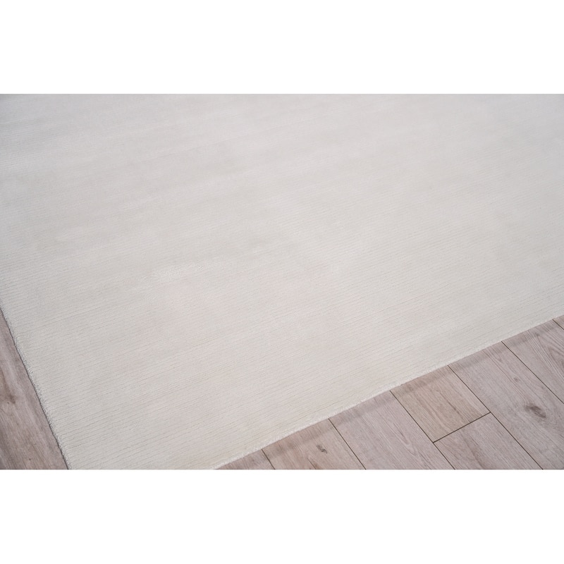 Exquisite Rugs Pavia Modern Handmade Handloomed Silky Nylon White Area Rug