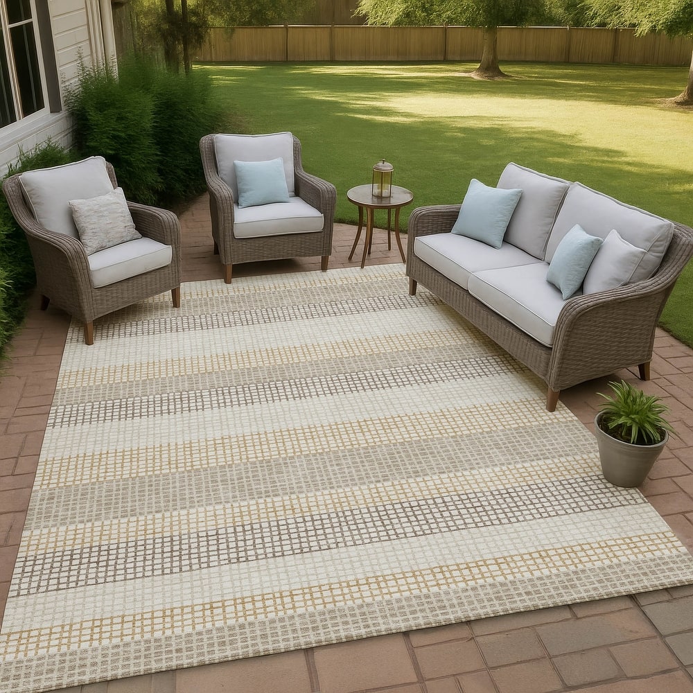 Machine Washable Indoor/ Outdoor Cabana Stripe Chantille Rug