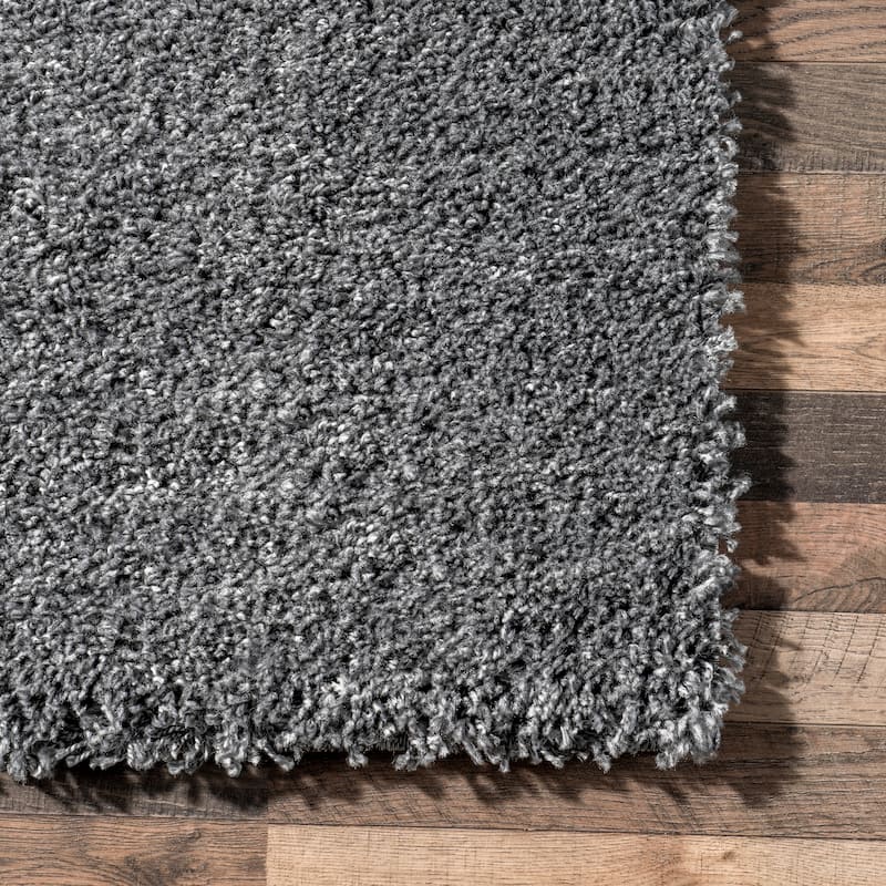 Nuloom Scarlett Modern Plush Shag Area Rug
