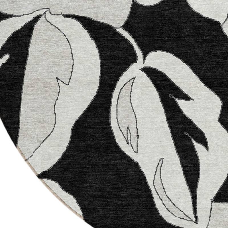 HomeRoots Floral Transitional Rectangle Outdoor Rug