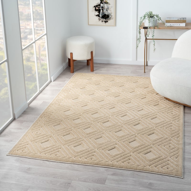 Sevita Modern Diamond Indoor/Outdoor Area Rug