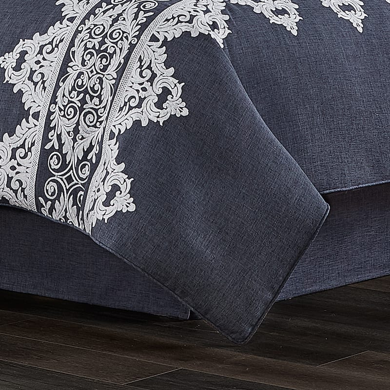 Five Queens Court Shelburne 4 Piece Comforter Set - King
