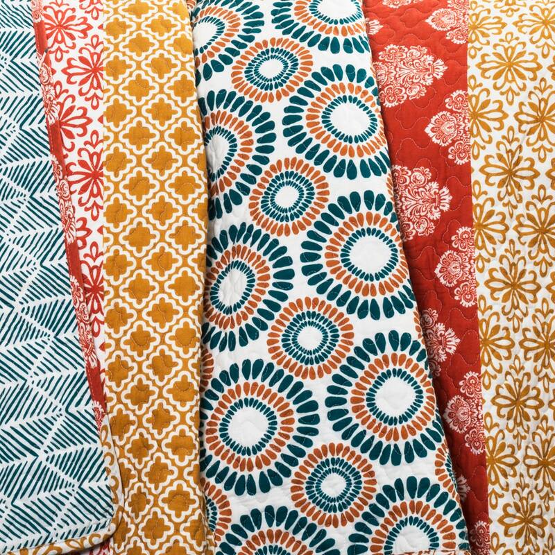 The Curated Nomad La Boheme 3-piece Striped Patterned Quilt Set