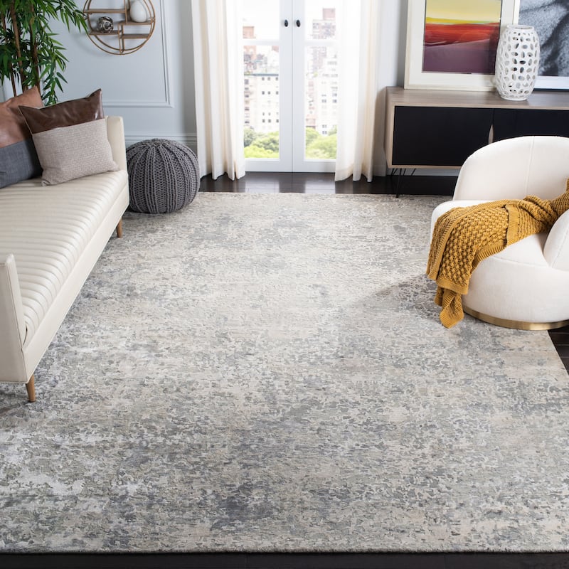 SAFAVIEH Couture Handmade Tiffany Aliyya Modern Abstract Viscose Rug - 8' x 10' - Silver/Silver