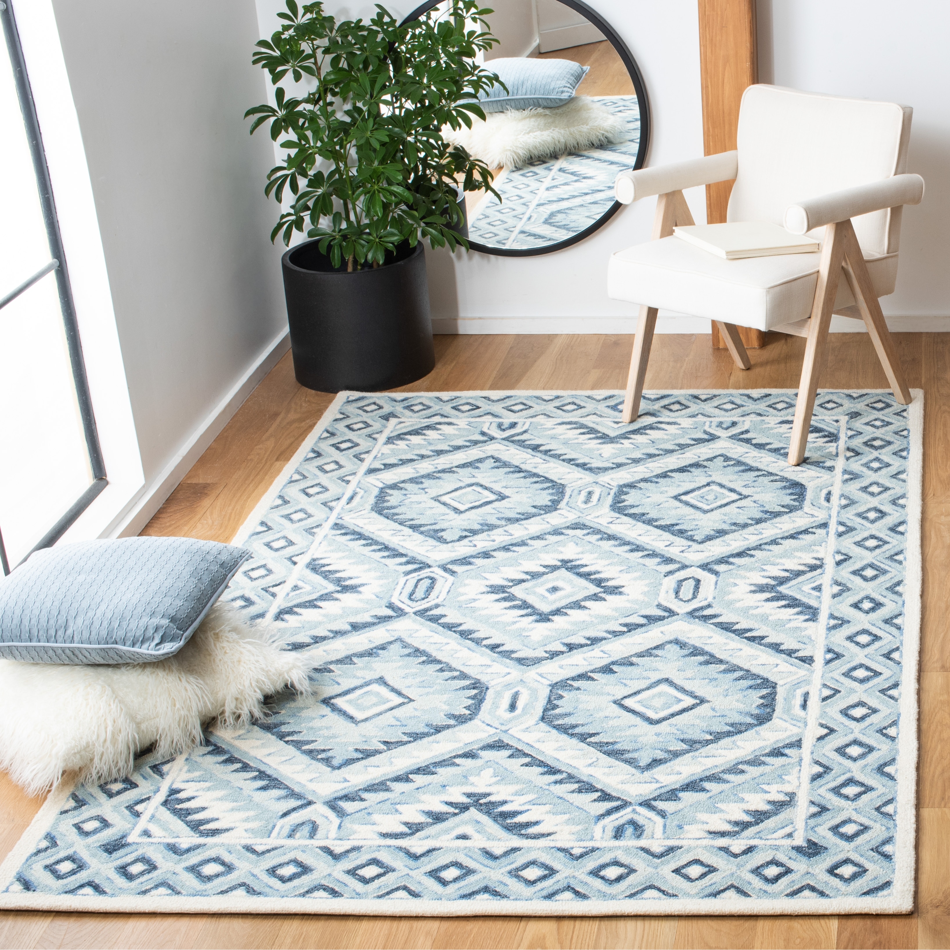SAFAVIEH Handmade Metro Bryann French Country Wool Rug
