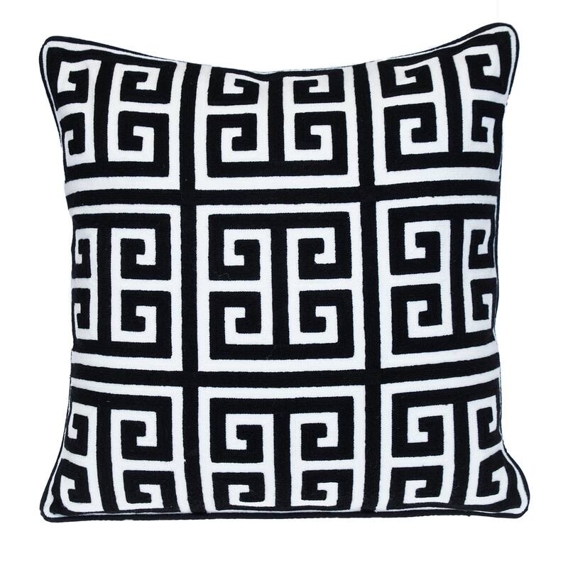 HomeRoots 18" X 18" Black 100% Cotton Interlocking Zippered Pillow