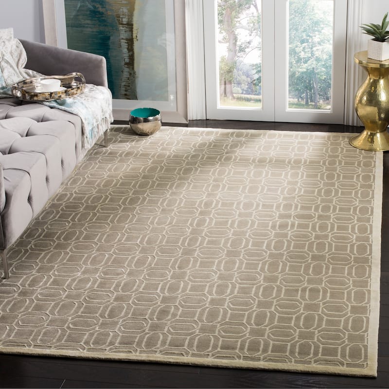 SAFAVIEH Couture Hand-knotted Tibetan Kerle Modern Wool Rug - 6' x 9' - Mint