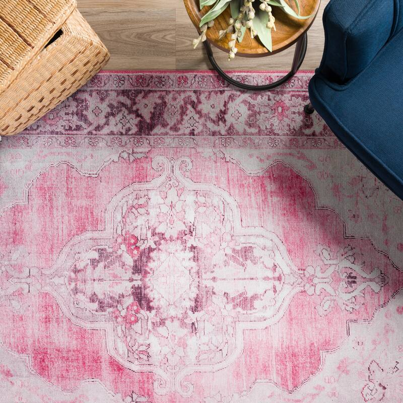 Addison Kensington Casual Medallion Non-skid Area Rug