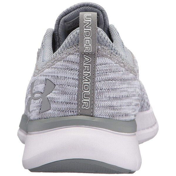 under armour men's lightning 2