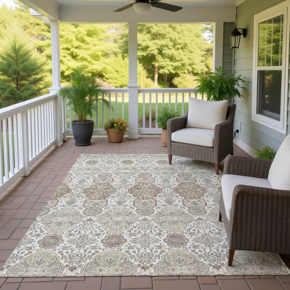 Machine Washable Indoor/ Outdoor Global Budden Chantille Rug